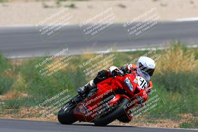 media/Apr-30-2023-CRA (Sun) [[020fcf5d43]]/Race 2-600 Expert Supersport/